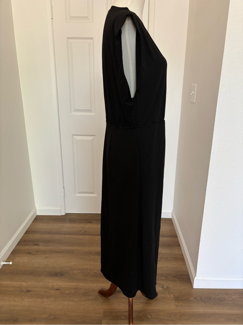 NWT Cupshe Black Midi Dress with Side Drape - Picture 8 of 16